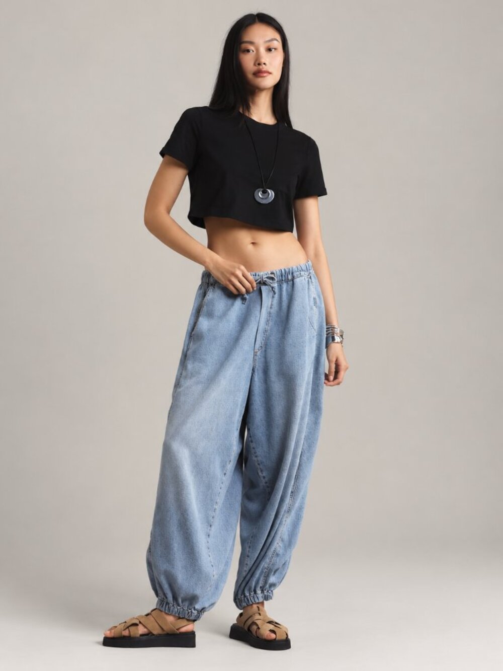 NEW Anthropologie Beachy High-Rise Parachute Jeans